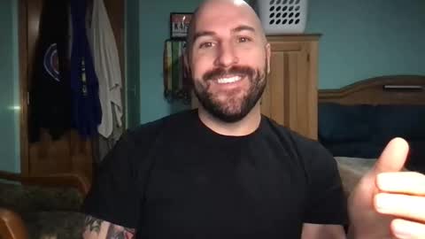 Snapshot of jaybo59 chatting on November 6, 9:59 pm jaybo59 online show from November 6, 9:59 pm