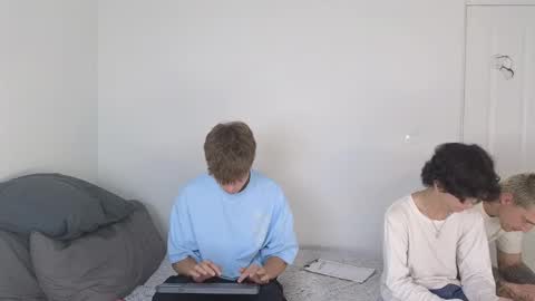 Snapshot of jaycex_69 chatting on February 2, 12:48 pm THE HOUSE online show from February 2, 12:48 pm