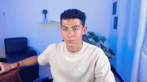 Snapshot of jaycum18 chatting on February 27, 3:12 pm Jay online show from February 27, 3:12 pm