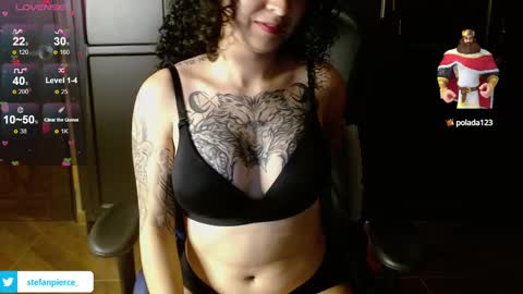 Snapshot of jaydensalvatore_ chatting on February 15, 1:10 am online show from February 15, 1:10 am