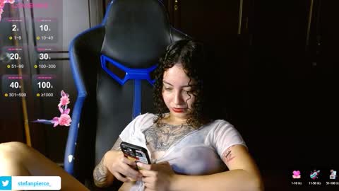 Snapshot of jaydensalvatore_ chatting on November 20, 10:31 pm online show from November 20, 10:31 pm