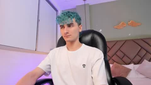 jaydenvillalobos online show from October 2, 12:23 pm