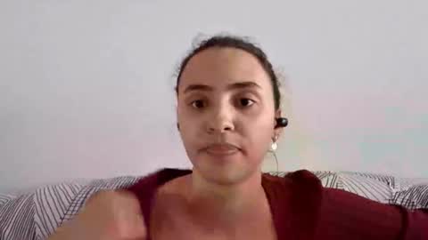 Snapshot of jayesehr chatting on March 4, 12:11 pm Isla online show from March 4, 12:11 pm