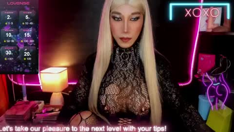 jayetan online show from March 27, 11:54 am