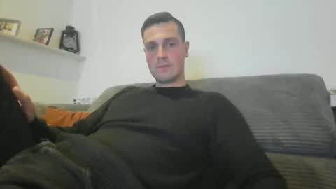 Snapshot of jayfex97 chatting on October 15, 6:19 pm jayfex97 online show from October 15, 6:19 pm