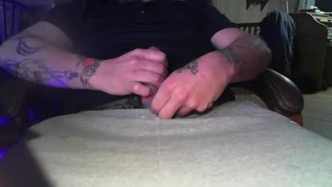 Snapshot of jayholew chatting on March 29, 9:42 am jayholew online show from March 29, 9:42 am