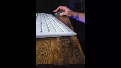 Snapshot of jayholew chatting on April 5, 8:55 am jayholew online show from April 5, 8:55 am