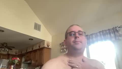 Snapshot of jayredneck chatting on February 28, 3:15 pm jayredneck online show from February 28, 3:15 pm