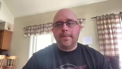 Snapshot of jayredneck chatting on March 18, 6:22 pm jayredneck online show from March 18, 6:22 pm