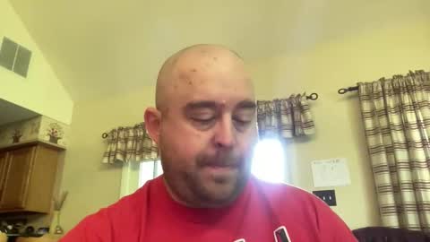 Snapshot of jayredneck chatting on May 18, 1:28 pm jayredneck online show from May 18, 1:28 pm