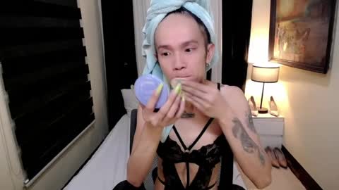 Anne Fox online show from April 5, 6:10 am