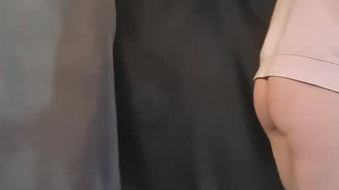 Snapshot of jaysub77 chatting on October 28, 2:37 am J online show from October 28, 2:37 am