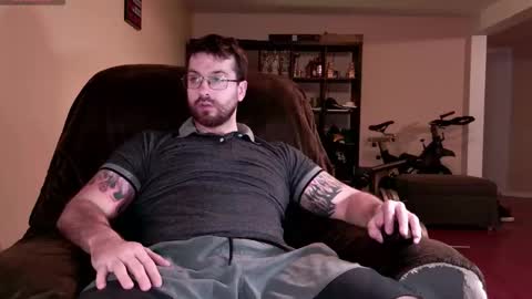 Snapshot of jayxcee_official chatting on January 8, 2:14 am jayxcee OFFICIAL online show from January 8, 2:14 am