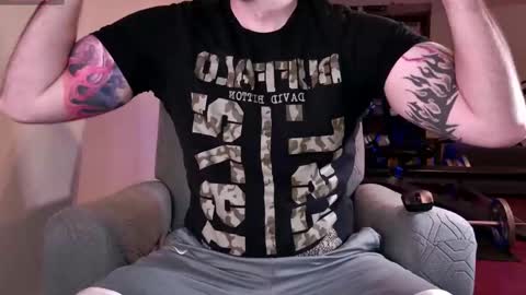 Snapshot of jayxcee_official chatting on January 13, 1:33 am jayxcee OFFICIAL online show from January 13, 1:33 am