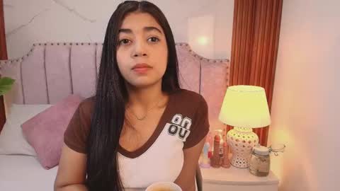 Jazmin online show from November 7, 8:31 pm