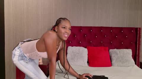 Snapshot of jazmin_brownn chatting on December 15, 10:08 am Jasmin Brownn online show from December 15, 10:08 am