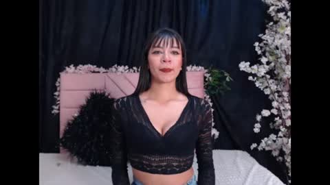 jazmin_crown online show from August 1, 12:26 pm