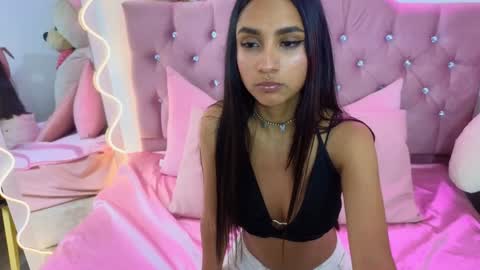 Jazmin  online show from January 16, 7:20 pm