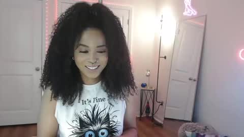 Jazmine Fox online show from March 3, 6:36 pm