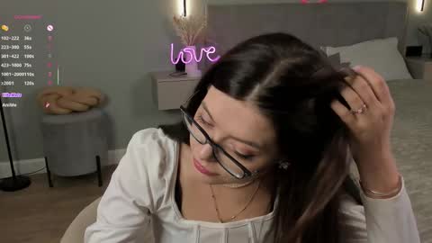 Snapshot of jazminenakano chatting on October 19, 7:20 am Mira the personal mirage D online show from October 19, 7:20 am