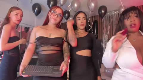 Snapshot of jazminrusso_ chatting on April 23, 6:03 am Jazminrusso online show from April 23, 6:03 am
