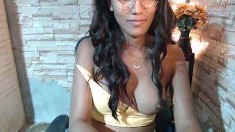 jasmine online show from January 17, 2:00 pm
