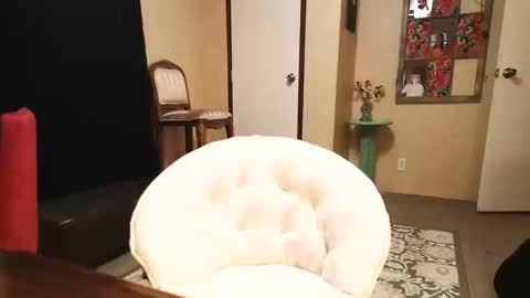 J Nicole online show from October 19, 12:22 am