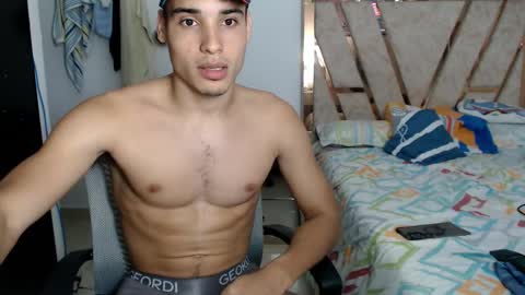 Lin online show from February 25, 11:25 pm