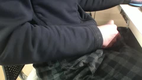 Snapshot of jc200000 chatting on February 12, 6:19 pm jc200000 online show from February 12, 6:19 pm