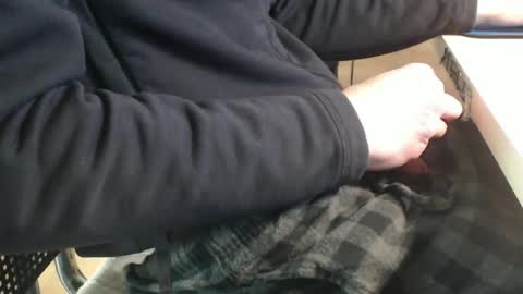 Snapshot of jc200000 chatting on February 19, 6:32 pm jc200000 online show from February 19, 6:32 pm