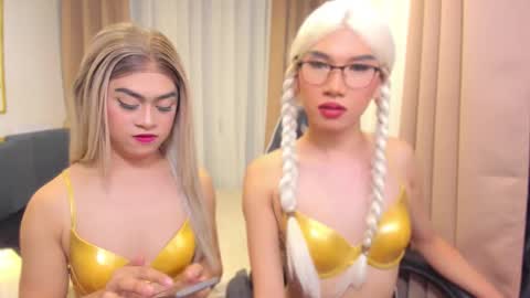 jchugecock online show from December 15, 6:45 pm