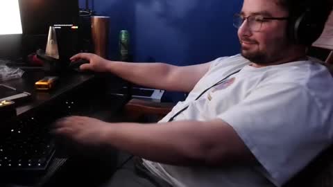 Snapshot of jcmdspoof chatting on March 10, 5:11 am jcmdspoof online show from March 10, 5:11 am