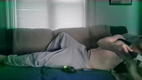 Snapshot of jcrob061980 chatting on June 7, 9:46 am jcrob061980 online show from June 7, 9:46 am