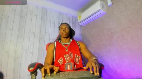 jd thebaby online show from December 21, 8:05 pm