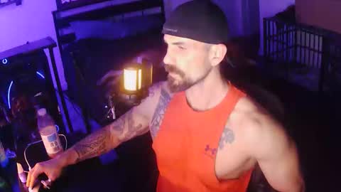 Snapshot of jdcornett85 chatting on February 28, 6:47 am jdcornett85 online show from February 28, 6:47 am