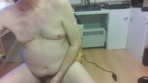 Snapshot of jdegroot056 chatting on April 16, 5:58 pm Daddy J online show from April 16, 5:58 pm
