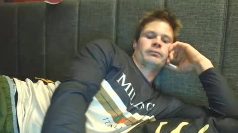 jdog00133 online show from November 7, 10:26 am