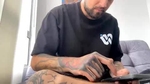 jdsj1a873165 online show from March 24, 12:32 pm