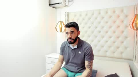 JEAN online show from April 14, 7:42 pm