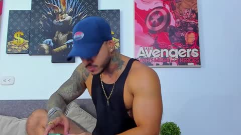 Jean  axelcrow       Modelo Independiente online show from January 15, 3:43 am