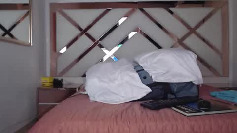 jean paul online show from September 14, 8:08 pm