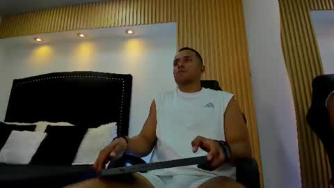 Snapshot of jean_prime chatting on July 1, 6:07 pm JEAN online show from July 1, 6:07 pm