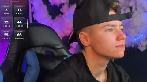 jean_wilsons online show from November 28, 11:24 am