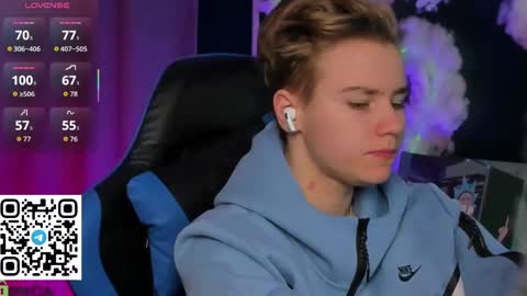 jean_wilsons online show from December 20, 11:17 am