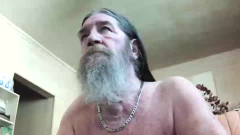 Snapshot of jeanclaude1959 chatting on May 22, 7:15 am jeanclaude1959 online show from May 22, 7:15 am