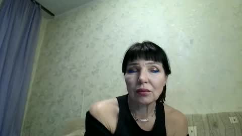 JeaneDavis online show from April 19, 6:43 pm