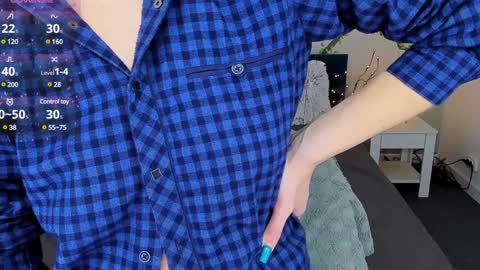 jeanniefox_ online show from January 18, 7:28 am