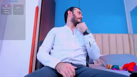 Snapshot of jeanpiere02 chatting on October 15, 2:55 am Jeanpiere online show from October 15, 2:55 am