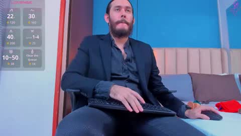 Snapshot of jeanpiere02 chatting on October 19, 3:51 am Jeanpiere online show from October 19, 3:51 am