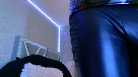 jeanpoolsex online show from July 18, 9:57 am